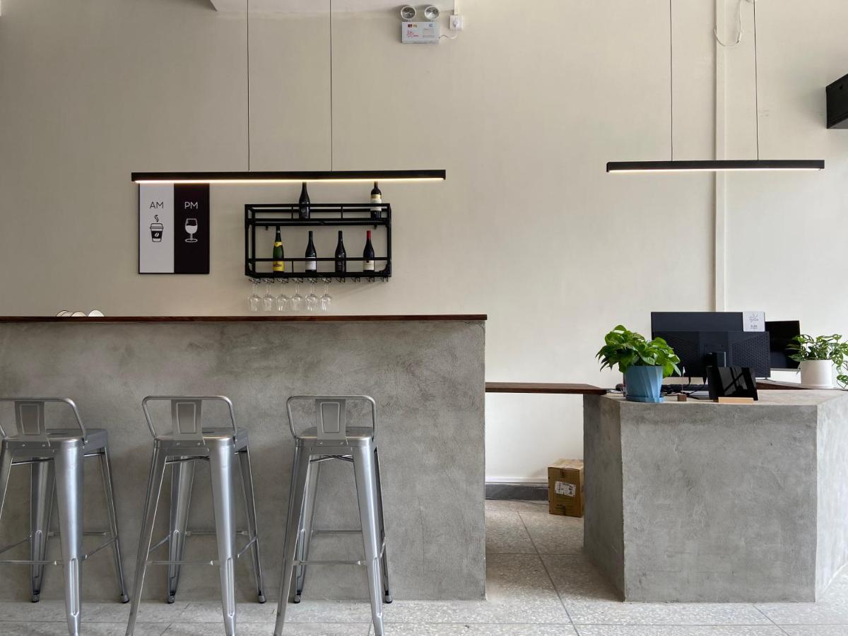 Pomelo Hostel Xingping Яншо Экстерьер фото