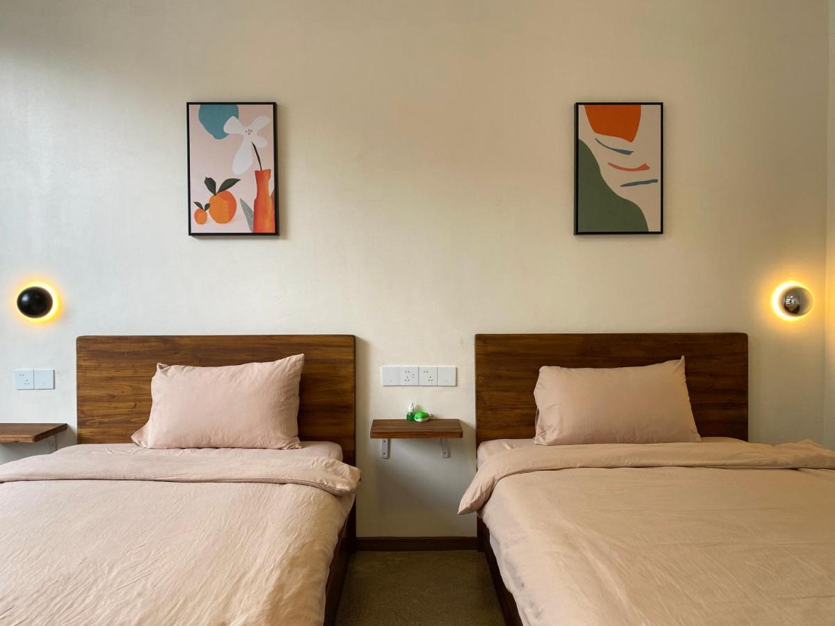 Pomelo Hostel Xingping Яншо Экстерьер фото